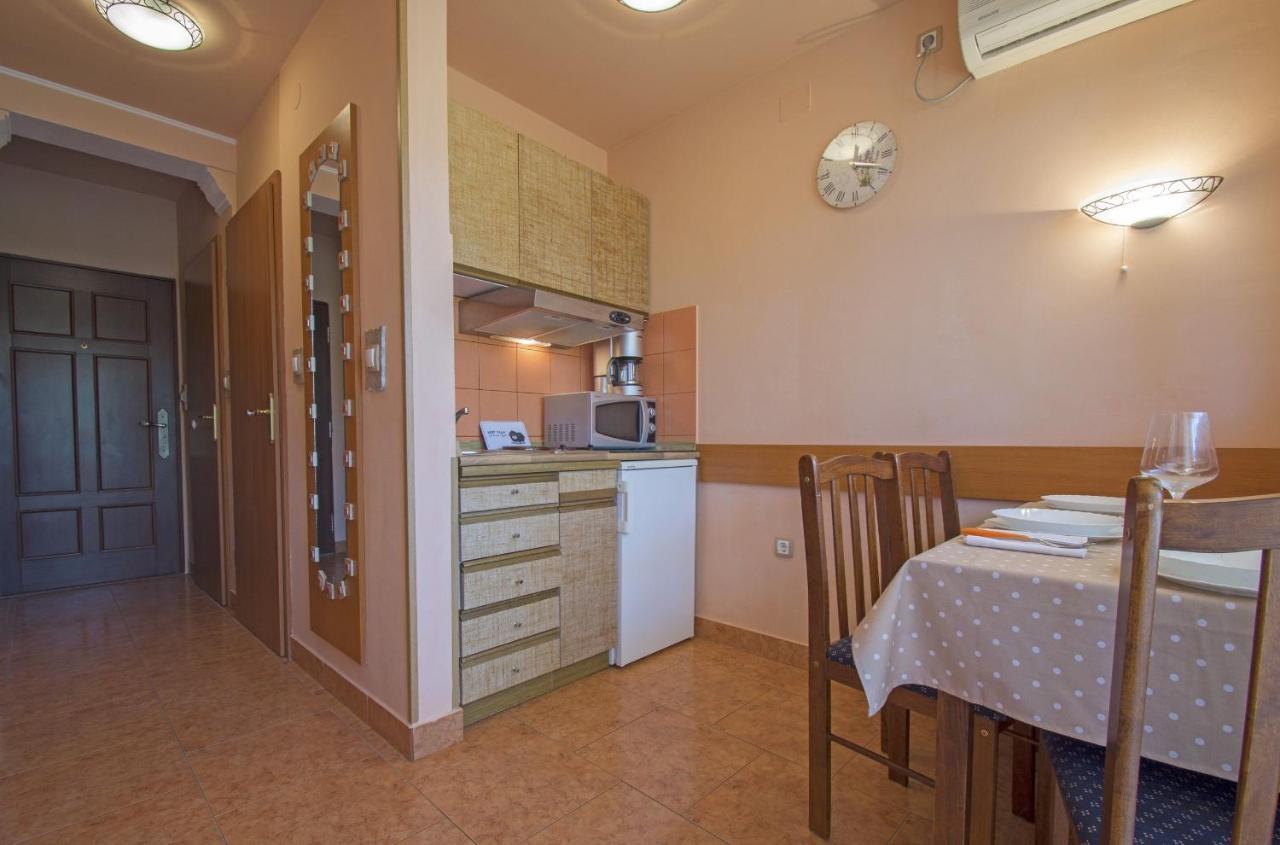 Apartments Oaza Dramalj Kültér fotó